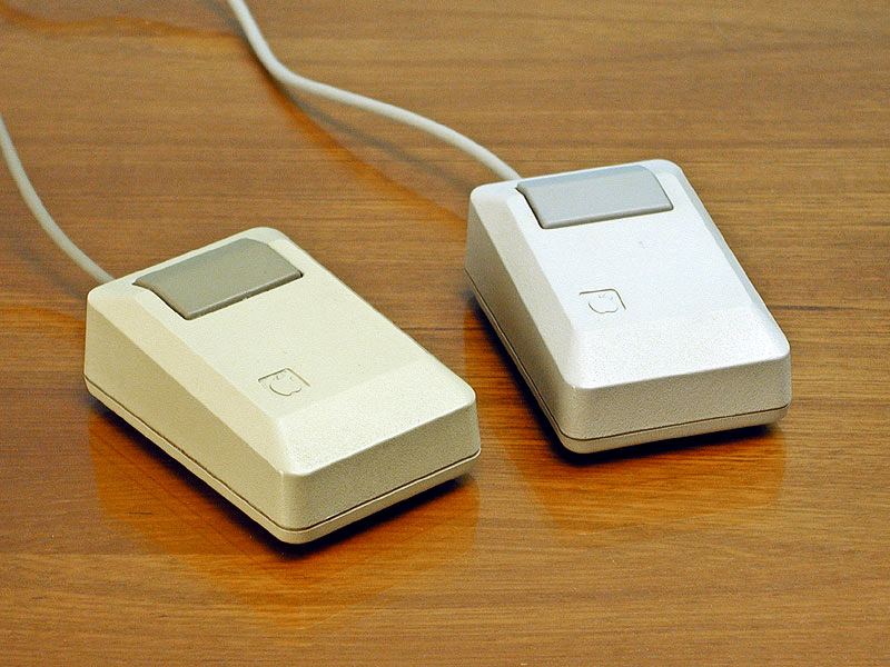 Apple Mouse